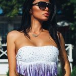 Девушка ищет парня в Ижевске. Сладкая кошечка сделает незабываемый минетик и не только.